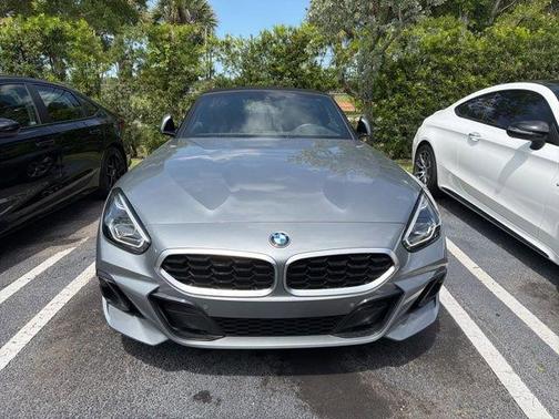 Gray Metallic 2025 BMW Z4 sDrive30i