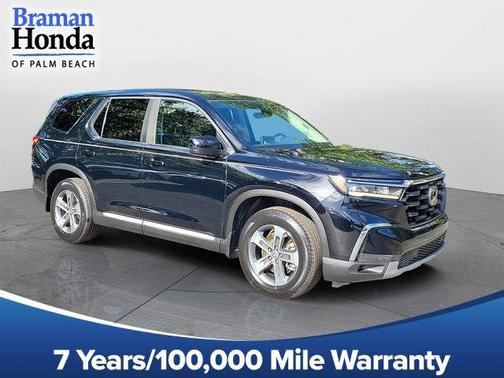 Crystal Black Pearl 2023 Honda Pilot EX-L 7-Passenger