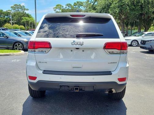 Bright White Clearcoat 2022 Jeep Grand Cherokee WK Laredo