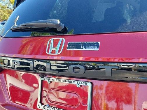 2025 Honda Pilot Touring