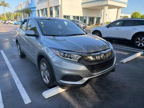 Lunar Silver Metallic 2021 Honda HR-V LX