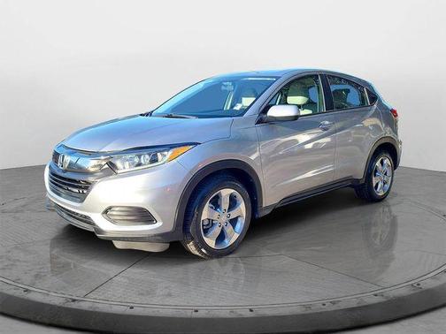 Lunar Silver Metallic 2021 Honda HR-V LX