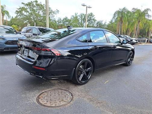 2023 Honda Accord Hybrid Sport-L