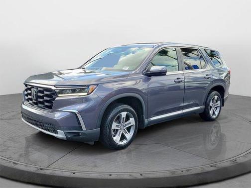 Modern Steel Metallic 2023 Honda Pilot EX-L 7-Passenger