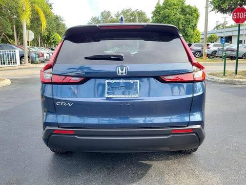 Canyon 2025 Honda CR-V LX