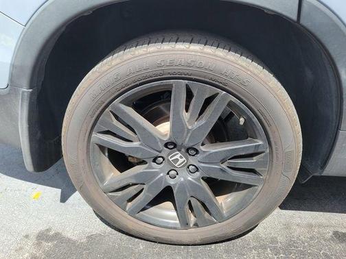 Sonic Gray Pearl 2022 Honda Pilot Special Edition