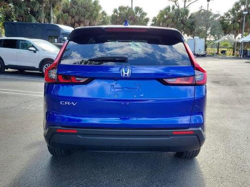 Still Night Pearl 2025 Honda CR-V LX