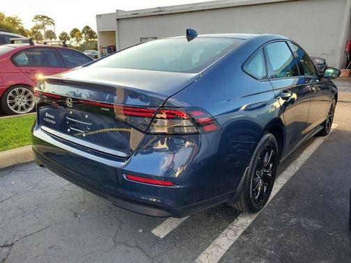 Canyon 2025 Honda Accord SE