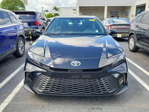 Midnight Black Metallic 2026 Toyota Camry SE