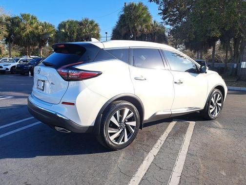 2023 Nissan Murano SL