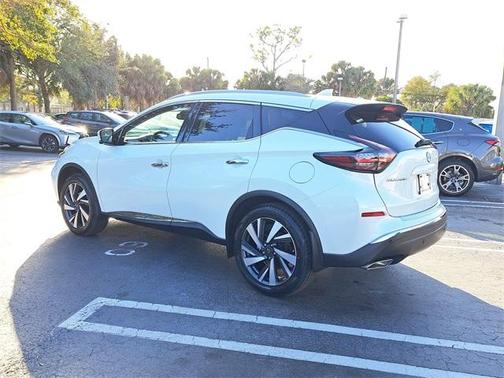 2023 Nissan Murano SL