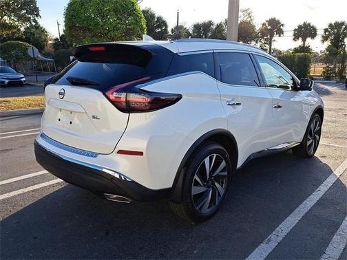 2023 Nissan Murano SL