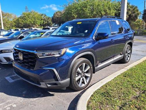 2025 Honda Pilot Touring