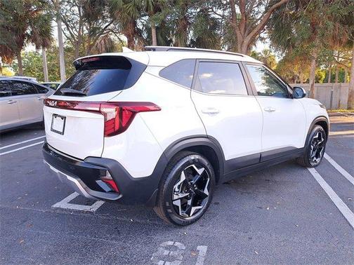 2024 Kia Seltos EX
