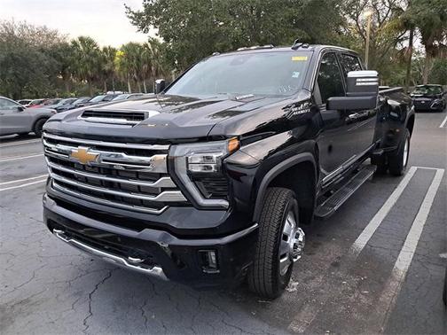 2024 Chevrolet Silverado 3500 High Country