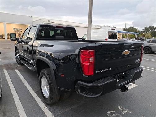 2024 Chevrolet Silverado 3500 High Country