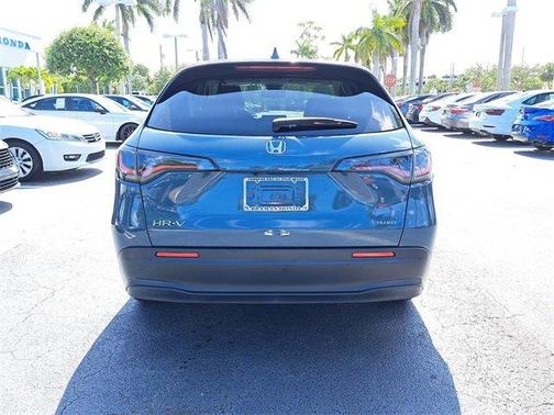 2023 Honda HR-V LX