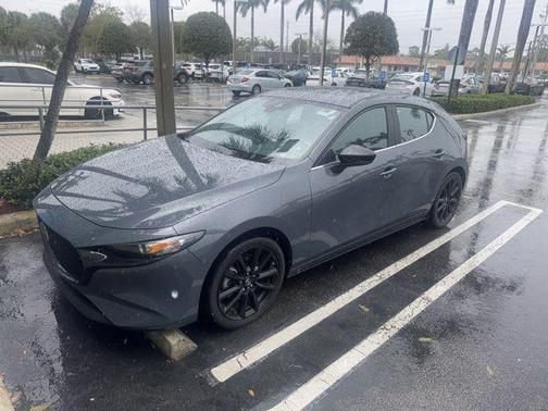 2023 Mazda Mazda3 2.5 S Carbon Edition