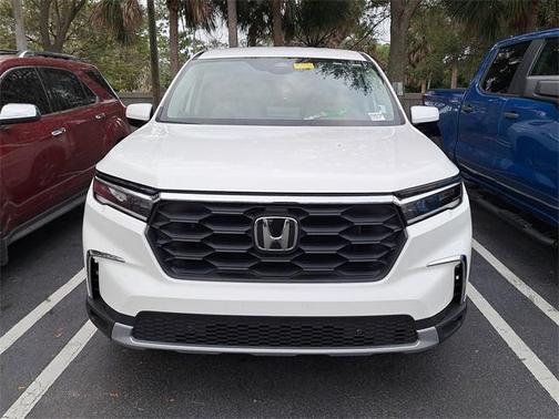 2023 Honda Pilot EX-L 8-Passenger