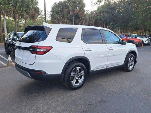 2023 Honda Pilot EX-L 8-Passenger