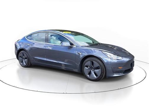 2020 Tesla Model 3 Long Range