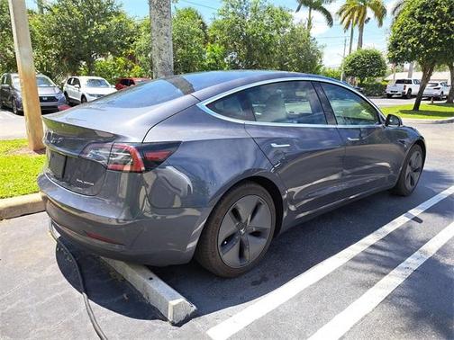 2020 Tesla Model 3 Long Range