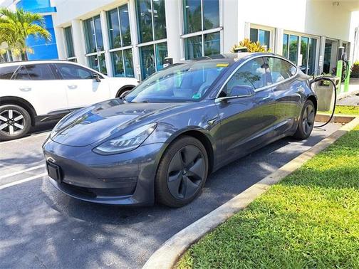 2020 Tesla Model 3 Long Range