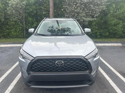2022 Toyota Corolla Cross LE