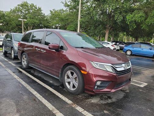 Deep Scarlet Pearl 2019 Honda Odyssey EX-L