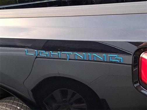 2023 Ford F-150 Lightning 