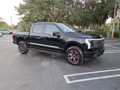 2023 Ford F-150 Lightning LARIAT