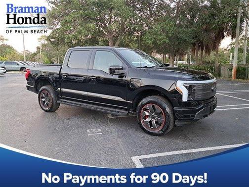 2023 Ford F-150 Lightning LARIAT