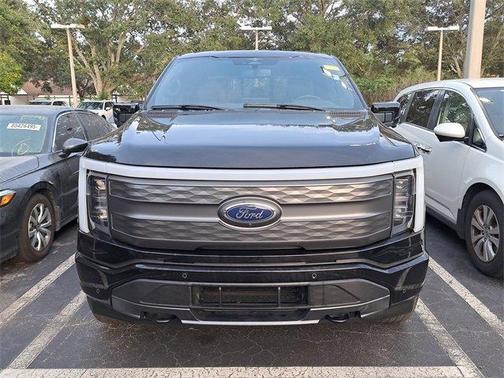 2023 Ford F-150 Lightning 