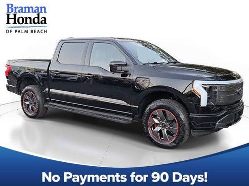 2023 Ford F-150 Lightning LARIAT