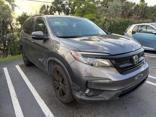 Modern Steel Metallic 2022 Honda Pilot Special Edition