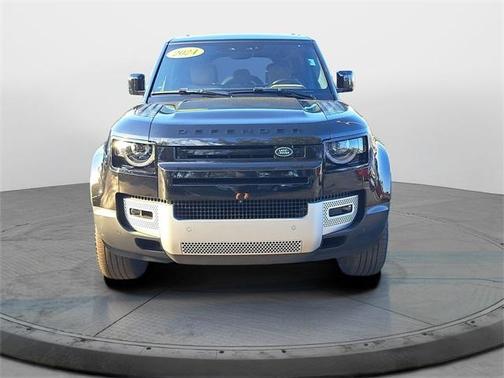 2024 Land Rover Defender P300