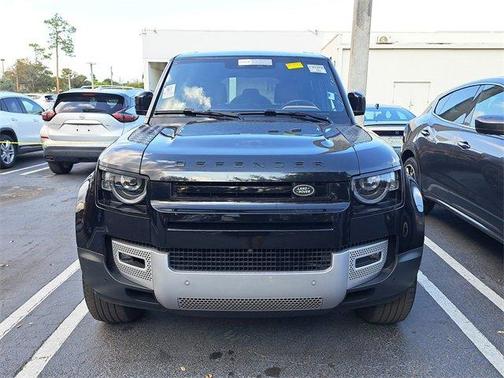 2024 Land Rover Defender P300
