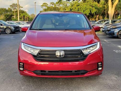 Radiant Red Metallic II 2023 Honda Odyssey Touring