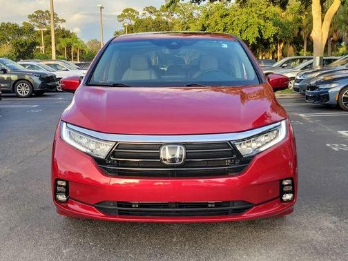 Radiant Red Metallic II 2023 Honda Odyssey Touring