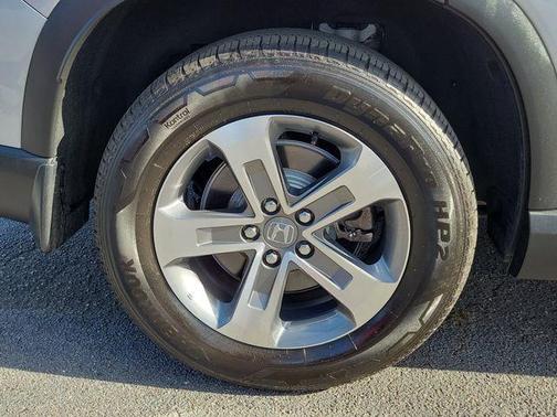 Lunar Silver Metallic 2025 Honda Pilot EX-L