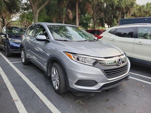 Lunar Silver Metallic 2022 Honda HR-V LX