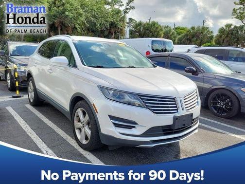 White Platinum Clearcoat Metallic 2018 Lincoln MKC Premiere