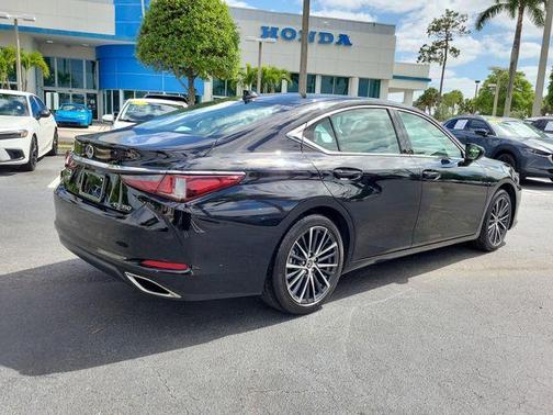 Obsidian Black 2024 Lexus ES 350 350