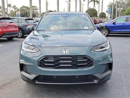Pearl 2024 Honda HR-V Sport