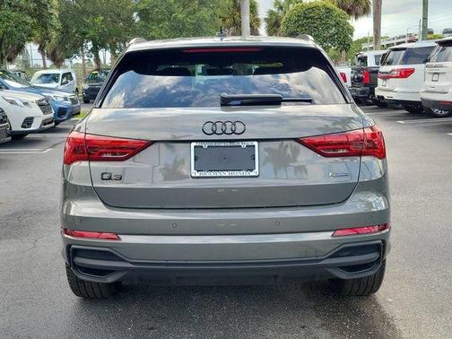 Chronos Gray Metallic 2025 Audi Q3 45 S line Premium