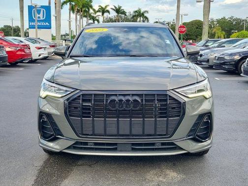 Chronos Gray Metallic 2025 Audi Q3 45 S line Premium