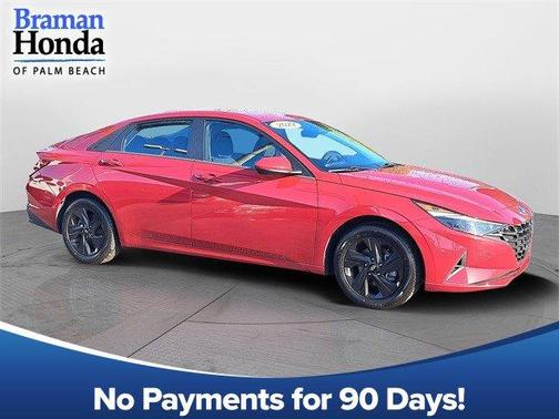 2022 Hyundai ELANTRA SEL