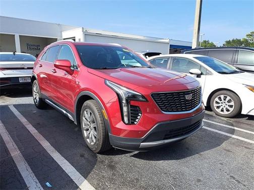2021 Cadillac XT4 Premium Luxury