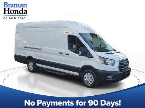 2022 Ford E-Transit Base