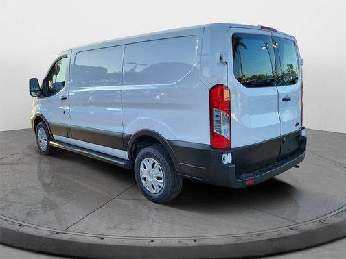 Oxford White 2021 Ford Transit-250 Base